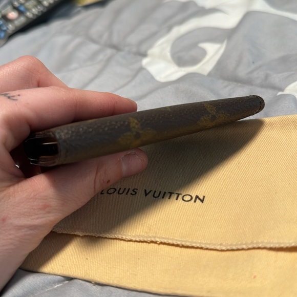 Louis Vuitton key cles - Picture 12 of 12